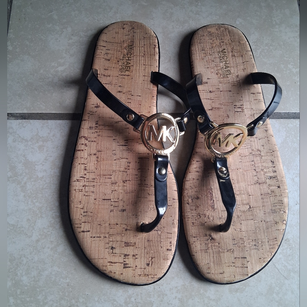 Michael Kors Black and Gold Sandals Size 9 Pre-owned